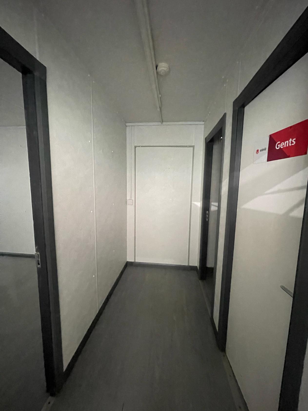 Drying Room, Toilet Block