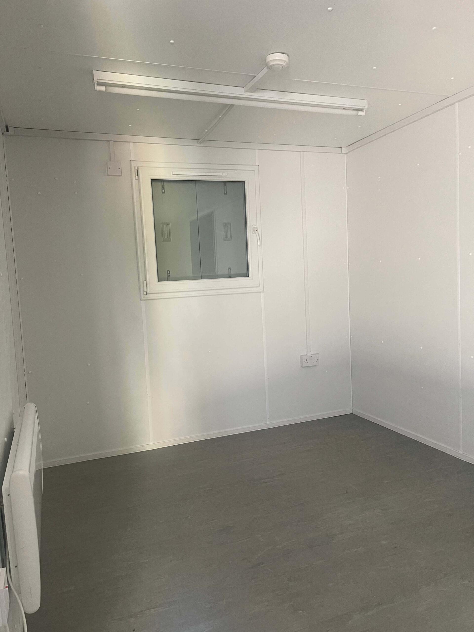 24ft x 9ft Anti-Vandal [Stackable]