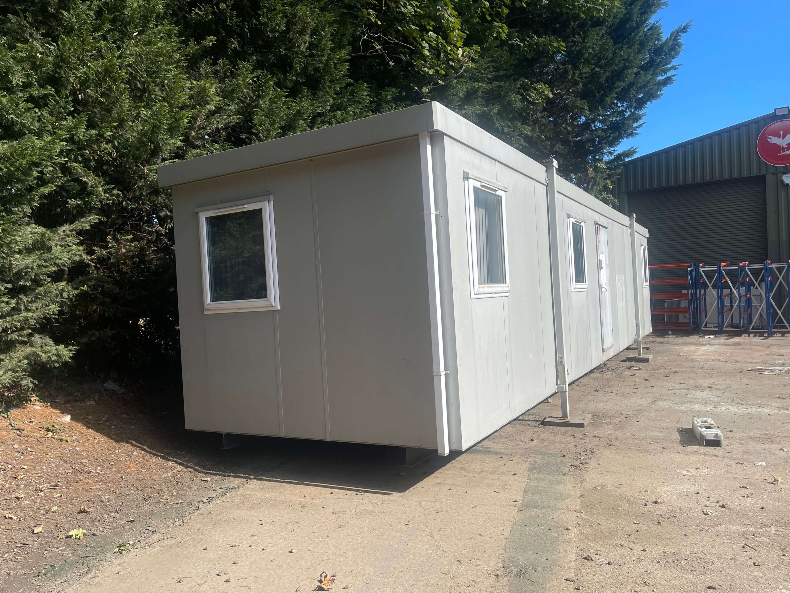 40ft x 10ft Portable Cabin